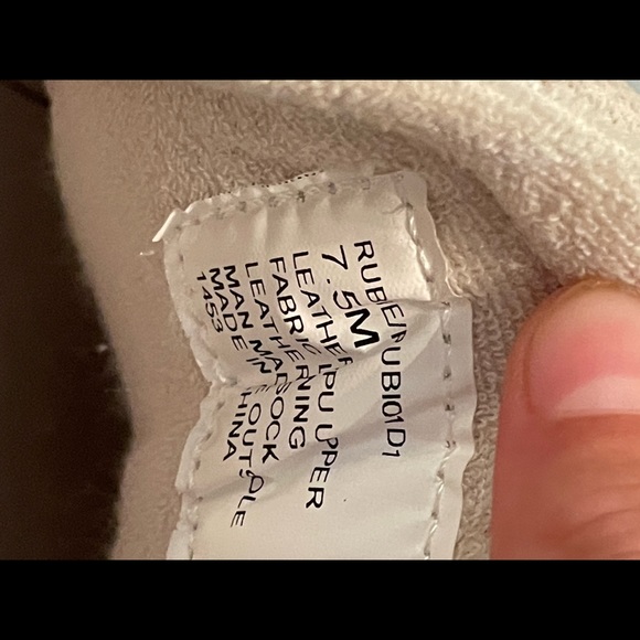 Steven tennis shoes with stars - Picture 5 of 5